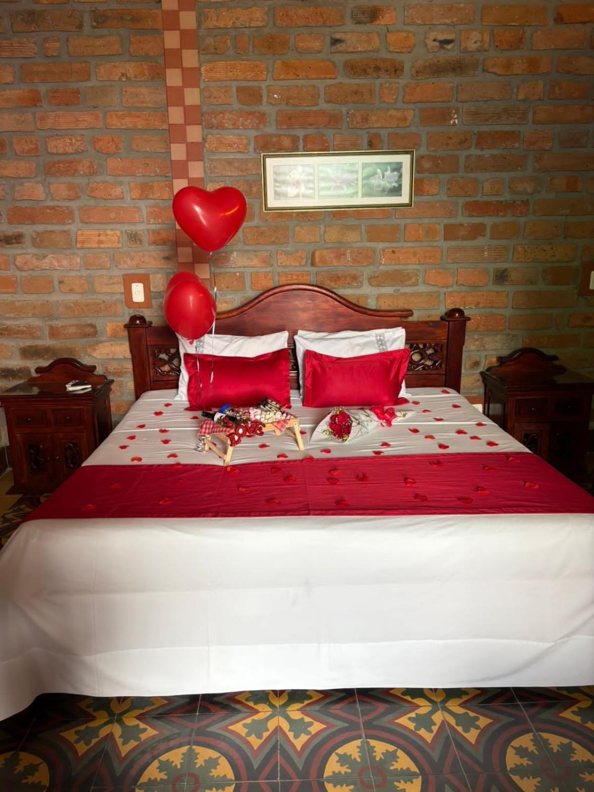 Hosteria De La Plaza Menor Santa Fe de Antioquia Bagian luar foto