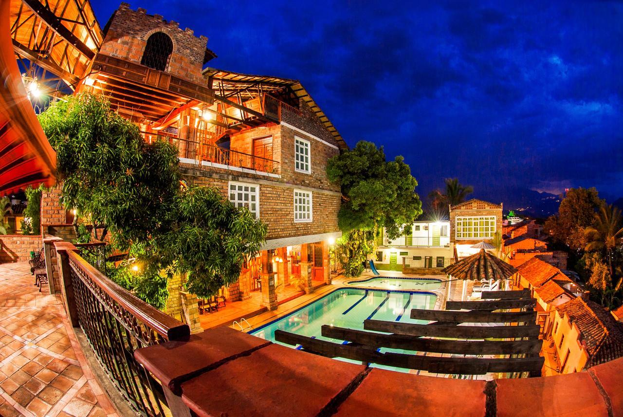 Hosteria De La Plaza Menor Santa Fe de Antioquia Bagian luar foto