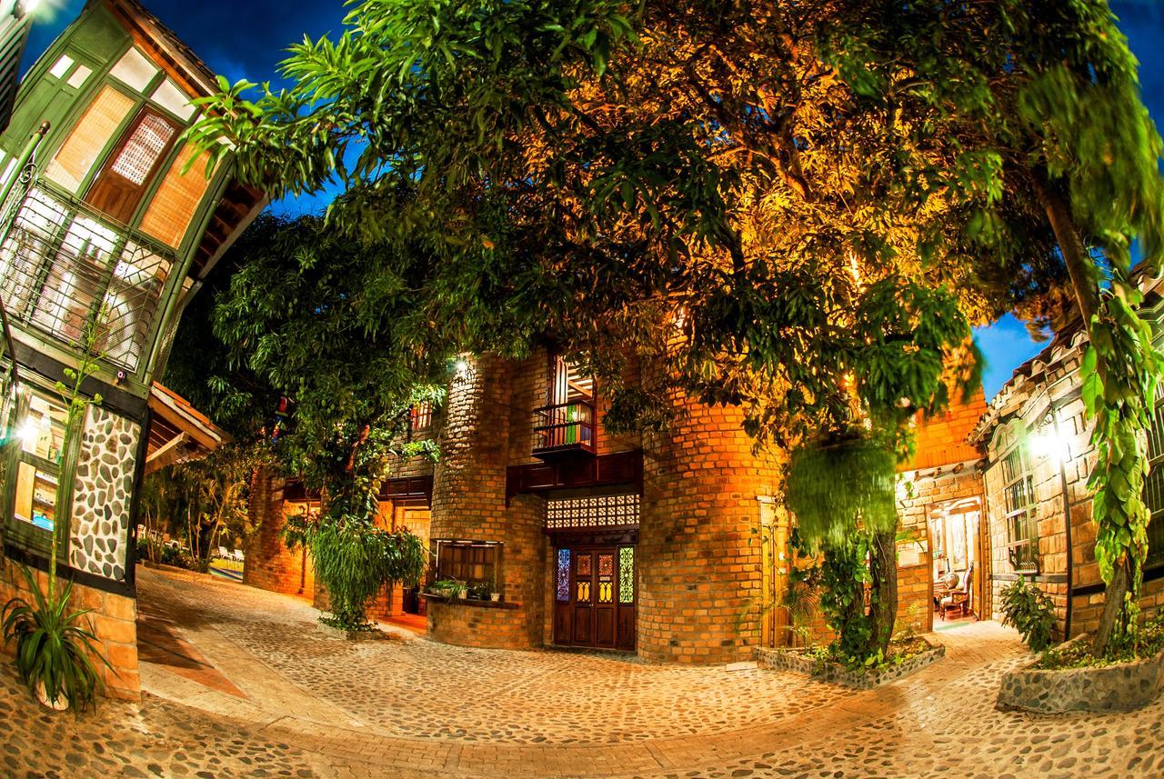 Hosteria De La Plaza Menor Santa Fe de Antioquia Bagian luar foto